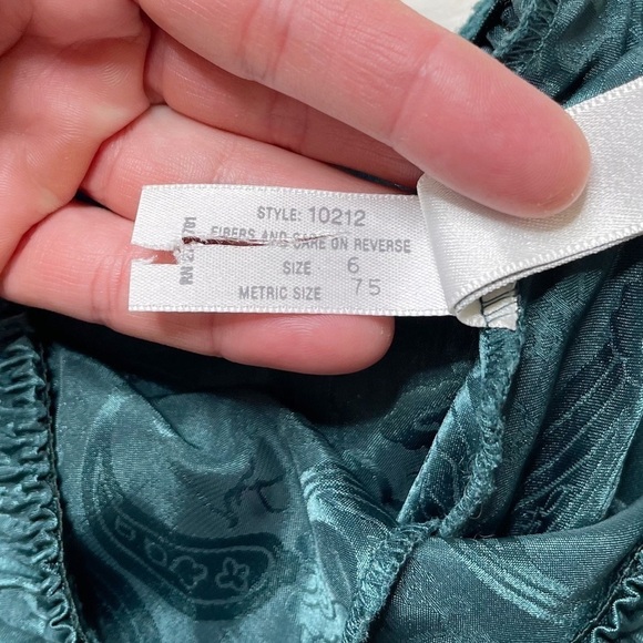 Oscar de la Renta Vintage Lingerie Panties Shorts Lace - Picture 4 of 4